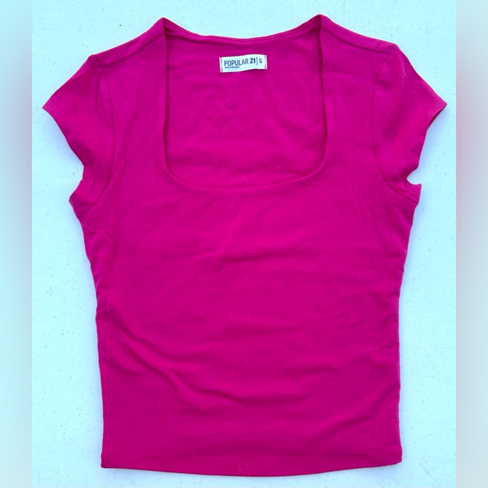 Popular 21 Fuchsia Short Sleeve Top